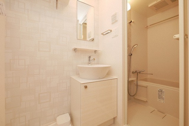 エスリード大阪リエートの洗面所