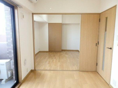 【洋室】 | エスコート代田橋