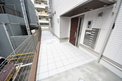 【エントランス】 | グレイスコート神戸北野