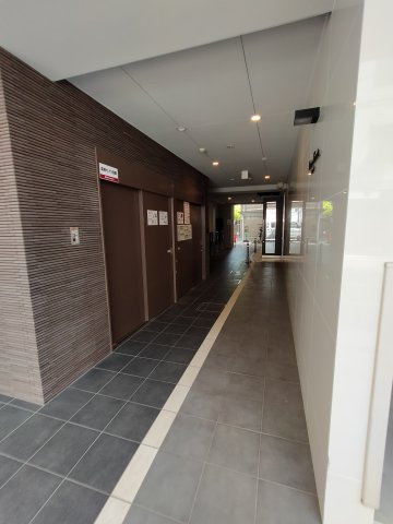 【エントランス】 | プレシオ小阪