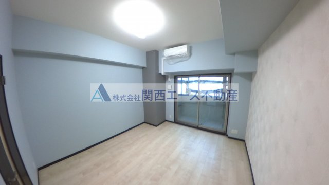 【洋室】 | プレシオ小阪