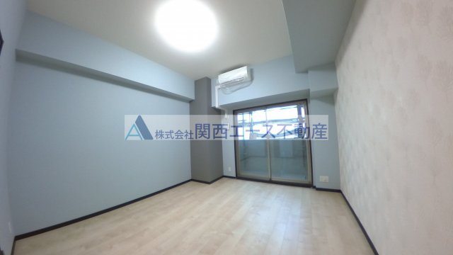 【洋室】 | プレシオ小阪