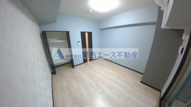 【洋室】 | プレシオ小阪
