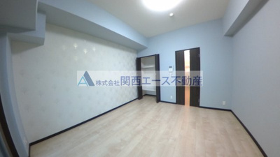 【洋室】 | プレシオ小阪