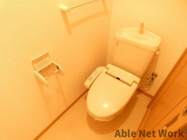 フェリーチェⅠのトイレ|温水洗浄便座