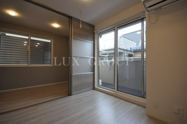 【居間・リビング】 | Dスクエア子安町