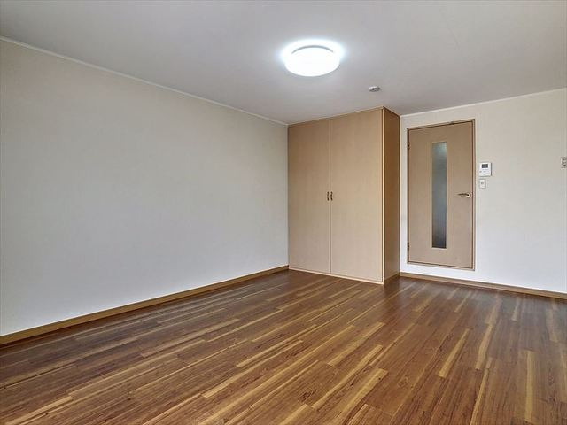 サンホークス横浜の居間・リビング