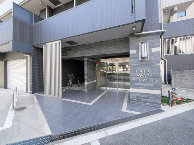 エスリード阿波座シティーウェストⅡのエントランス