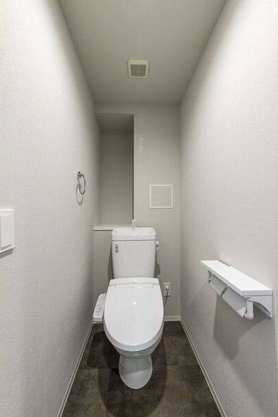 THE LOUNGE LINEAR GATEのトイレ