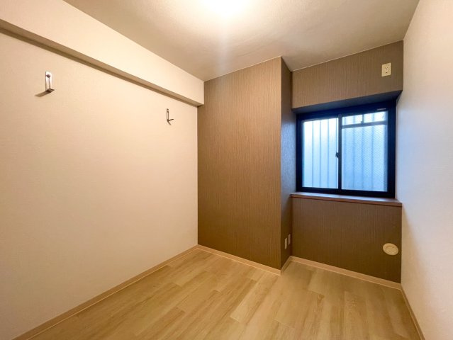 【ReDream】クオレ桂川の洋室|全居室収納つき！ご家族一人ひとりの空間がすっきりお使いいただけます！

室内（2025年4月）撮影