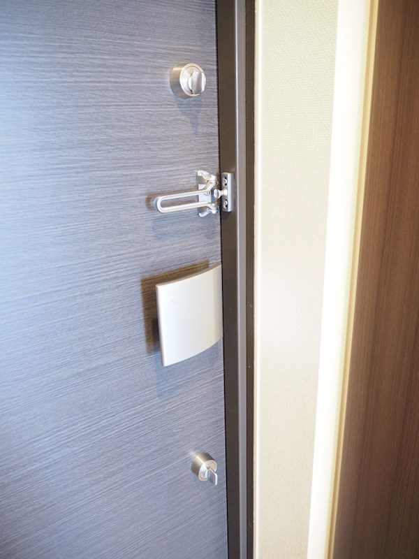 ルーブル両国の玄関