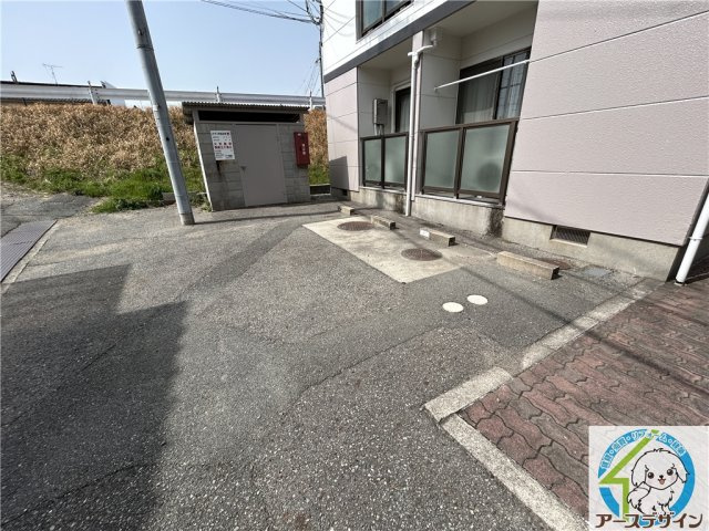 アレックスⅠの駐車場