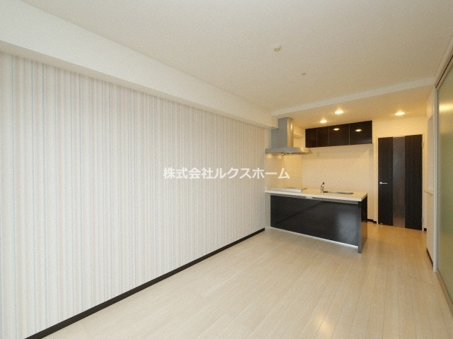 ヴェルドゥール南茨木の居間・リビング