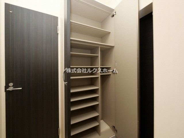 ヴェルドゥール南茨木の収納