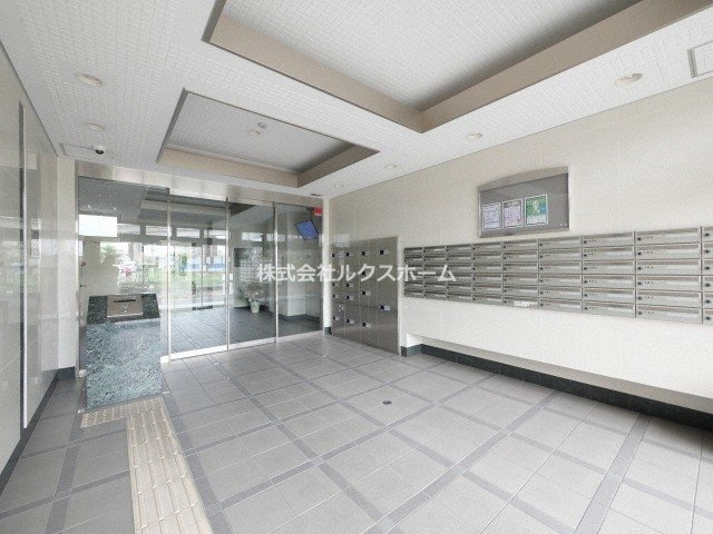 ヴェルドゥール南茨木のロビー