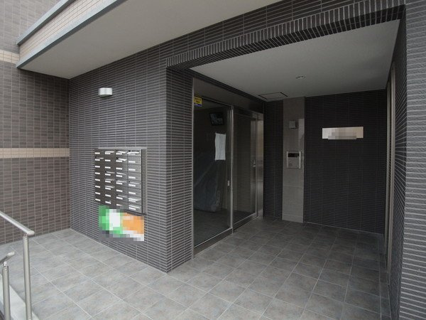 菊池郡菊陽町大字原水の賃貸マンションのエントランス