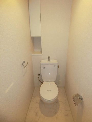 甲子園三番町ハイツのトイレ