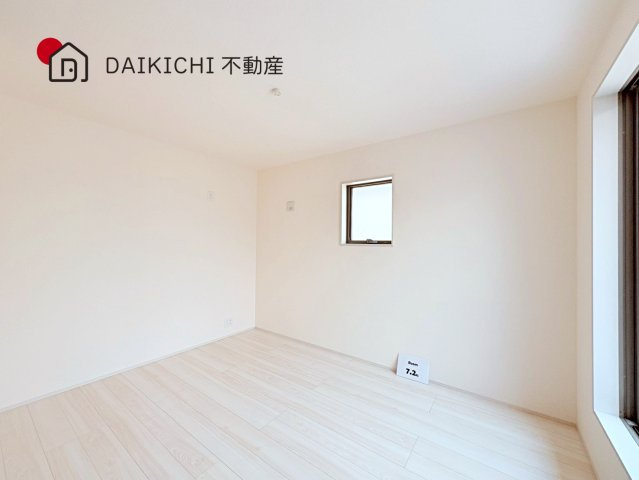 【洋室】 | 鴻巣松原3期　Livele Garden.S　新築戸建　全5棟　4号棟