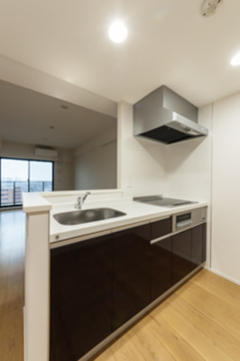 【キッチン】 | ＧＯＴＥＮ　武蔵小杉 | ※写真は同タイプ住戸です。