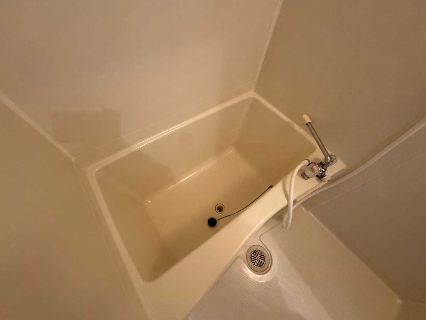 豊中市刀根山４丁目のアパートの浴室