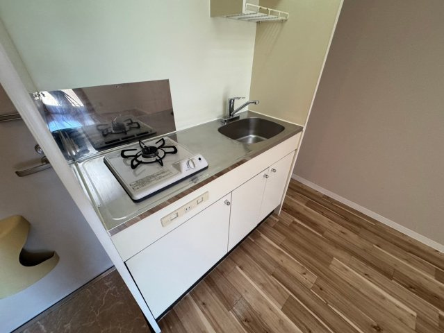 豊中市刀根山４丁目のアパートのキッチン