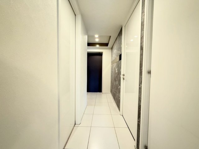 【その他】 | ジオ南青山 | 廊下部分