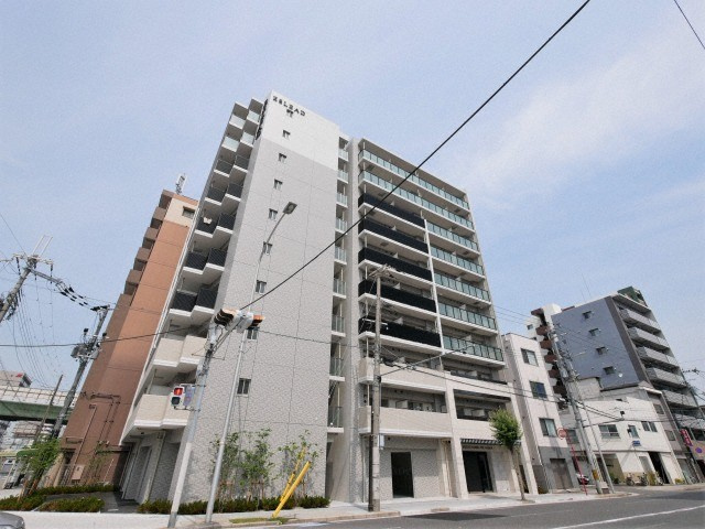 エスリード難波ザ・メゾンの外観