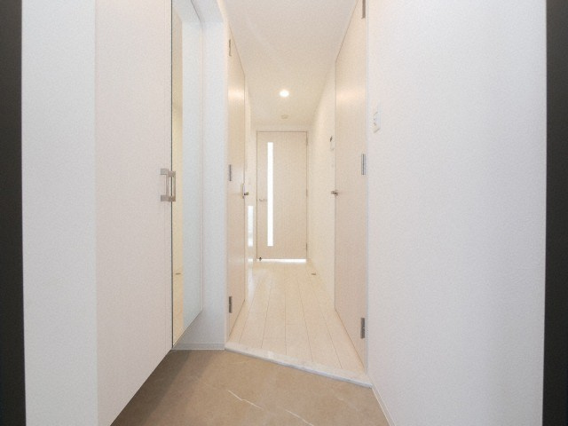 エスリード難波ザ・メゾンの玄関