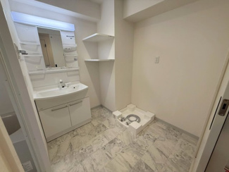 【洗面所】 | フェリスメゾン嘉真－ＭＩＨＡＲＡ・ＬＥＢＥＮ－（ＳＪ） | フェリスメゾン嘉真－ＭＩＨＡＲＡ・ＬＥＢＥＮ－（ＳＪ）★那覇市三原エリア