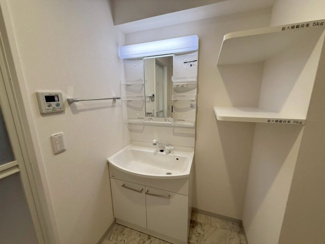 【洗面所】 | フェリスメゾン嘉真－ＭＩＨＡＲＡ・ＬＥＢＥＮ－（ＳＪ） | フェリスメゾン嘉真－ＭＩＨＡＲＡ・ＬＥＢＥＮ－（ＳＪ）★那覇市三原エリア