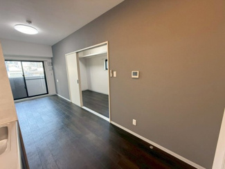 【居間・リビング】 | フェリスメゾン嘉真－ＭＩＨＡＲＡ・ＬＥＢＥＮ－（ＳＪ） | フェリスメゾン嘉真－ＭＩＨＡＲＡ・ＬＥＢＥＮ－（ＳＪ）★那覇市三原エリア