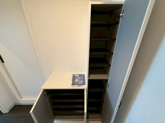 【玄関】 | フェリスメゾン嘉真－ＭＩＨＡＲＡ・ＬＥＢＥＮ－（ＳＪ） | フェリスメゾン嘉真－ＭＩＨＡＲＡ・ＬＥＢＥＮ－（ＳＪ）★那覇市三原エリア