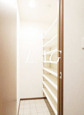 【収納】 | プレミール中延 | シューズボックスです。