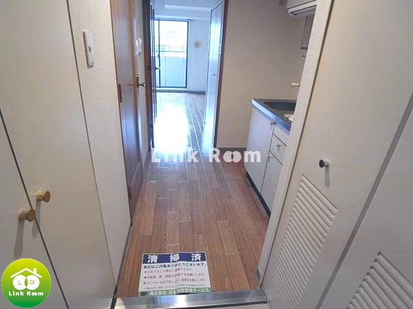 メゾン・ド・ヴィレ日本橋浜町の玄関