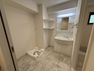 【洗面所】 | フェリスメゾン嘉真－ＭＩＨＡＲＡ・ＬＥＢＥＮ－（ＳＪ） | フェリスメゾン嘉真－ＭＩＨＡＲＡ・ＬＥＢＥＮ－（ＳＪ）★那覇市三原エリア