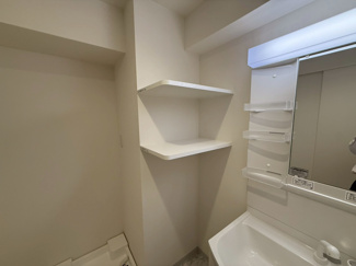 【洗面所】 | フェリスメゾン嘉真－ＭＩＨＡＲＡ・ＬＥＢＥＮ－（ＳＪ） | フェリスメゾン嘉真－ＭＩＨＡＲＡ・ＬＥＢＥＮ－（ＳＪ）★那覇市三原エリア