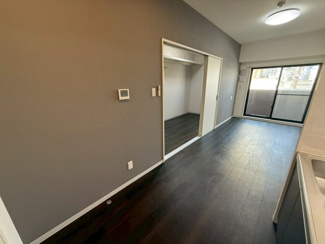 【居間・リビング】 | フェリスメゾン嘉真－ＭＩＨＡＲＡ・ＬＥＢＥＮ－（ＳＪ） | フェリスメゾン嘉真－ＭＩＨＡＲＡ・ＬＥＢＥＮ－（ＳＪ）★那覇市三原エリア