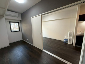 【洋室】 | フェリスメゾン嘉真－ＭＩＨＡＲＡ・ＬＥＢＥＮ－（ＳＪ） | フェリスメゾン嘉真－ＭＩＨＡＲＡ・ＬＥＢＥＮ－（ＳＪ）★那覇市三原エリア