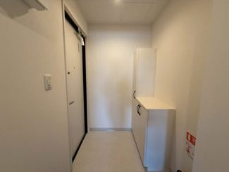 【玄関】 | フェリスメゾン嘉真－ＭＩＨＡＲＡ・ＬＥＢＥＮ－（ＳＪ） | フェリスメゾン嘉真－ＭＩＨＡＲＡ・ＬＥＢＥＮ－（ＳＪ）★那覇市三原エリア