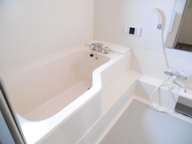 【浴室】 | ファミール田中　A