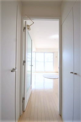 【玄関】 | コスモリード谷町六丁目（旧名称：ドゥーエ谷町