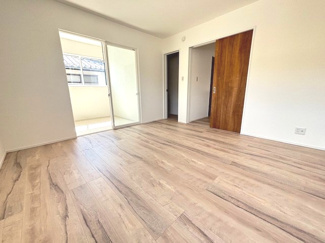 【洋室】 | 西区山田新町1【P４台可】【限定1棟】 | 2階　洋室×3　収納付きでお部屋がスッキリ広く使えます。
