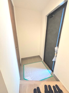 【玄関】 | 西区山田新町1【P４台可】【限定1棟】