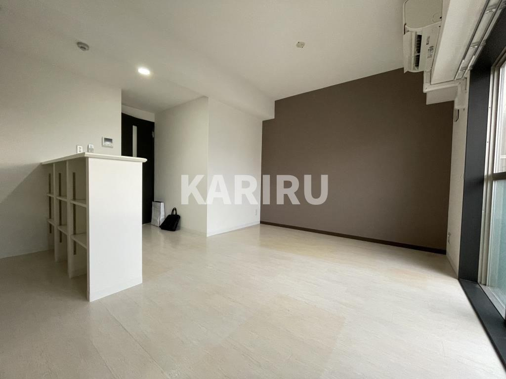 グランデカワノ真田山の居間・リビング