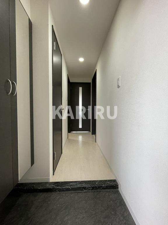 グランデカワノ真田山の玄関