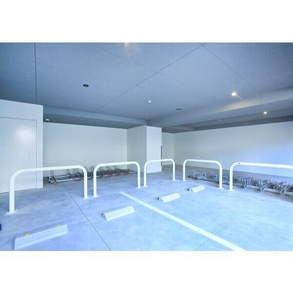 S-RESIDENCE庄内通駅前curere(クラーレ)　フリーレント・家具家電キャンペーン実施中!の駐車場|※シリーズ物件写真　イメージです　駐車場付き物件（※別途契約必要）