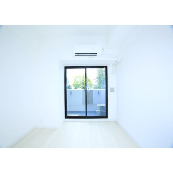 S-RESIDENCE庄内通駅前curere(クラーレ)　フリーレント・家具家電キャンペーン実施中!の居間・リビング|※シリーズ物件写真　参考