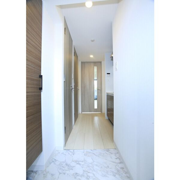 S-RESIDENCE庄内通駅前curere(クラーレ)　フリーレント・家具家電キャンペーン実施中!の玄関|※シリーズ物件写真　参考