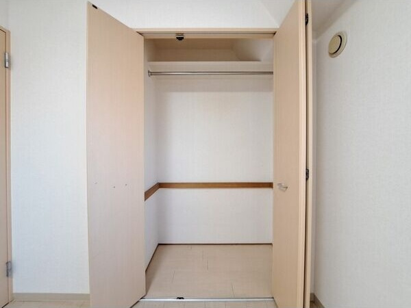 エルザセンティア筒井の収納