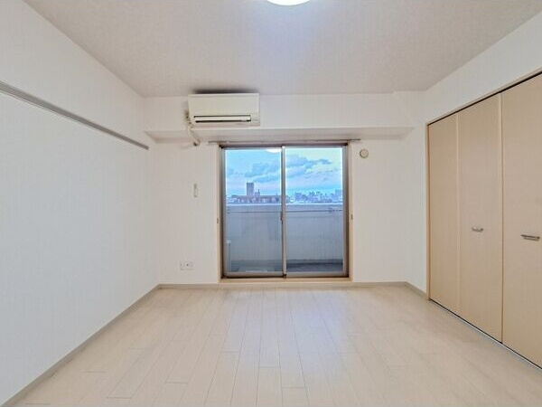 エルザセンティア筒井の居間・リビング